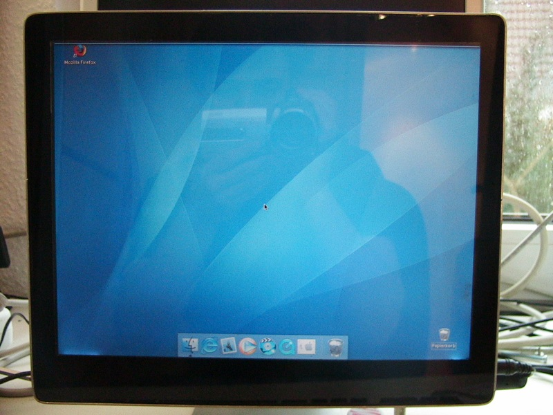 Illustration for article titled Mini iMac Mod Wants to Be a Real Mac When it Grows Up